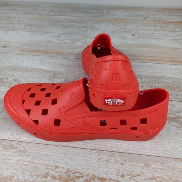 Vans Trek Slip On Red - Picture 7 of 9